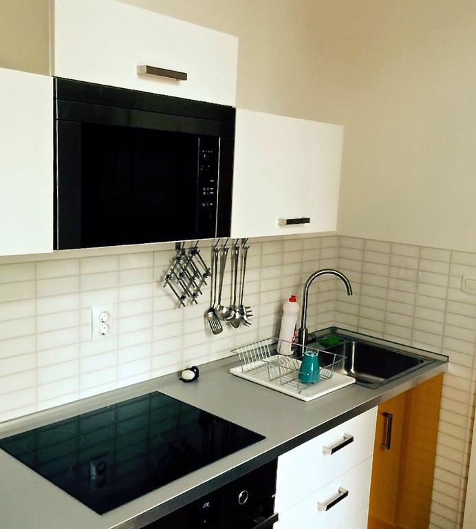 Hello Downtown Apartment - Broadway Budapest Room photo