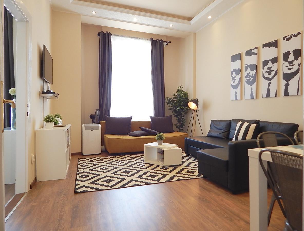 Hello Downtown Apartment - Broadway Budapest Exterior photo